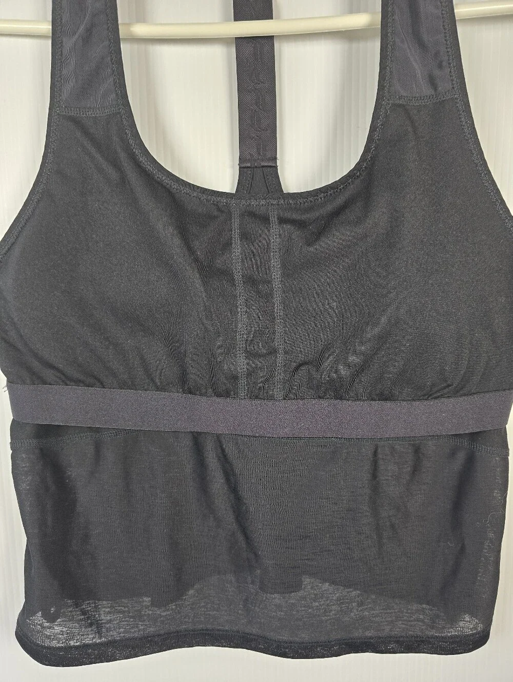 Fabletics Women's Ryan Midi Black Logo Sports Bra Mesh Bottom Ruched Sides SizeL